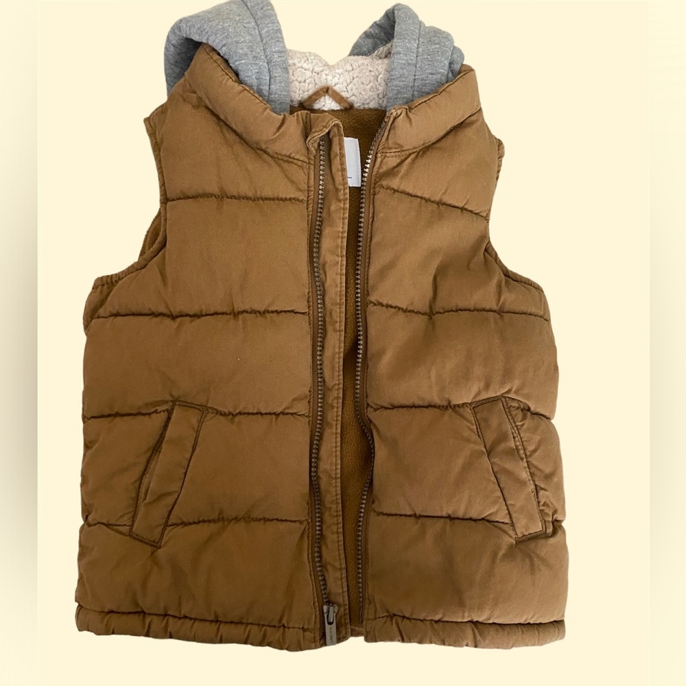 Old Navy Puffer Vest Puff Hoodie Size 5T